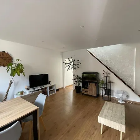 公寓 Maison Familiale Avec Terrasse Et Jardinet Annoeullin