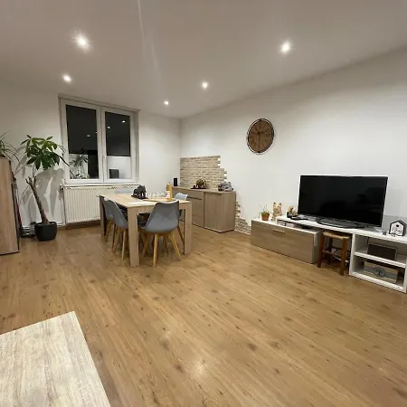 Maison Familiale Avec Terrasse Et Jardinet Annoeullin
