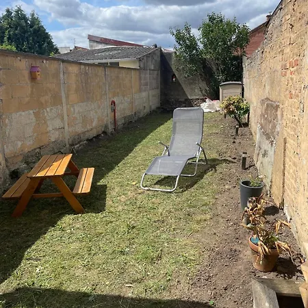 Maison Familiale Avec Terrasse Et Jardinet 公寓 Annoeullin
