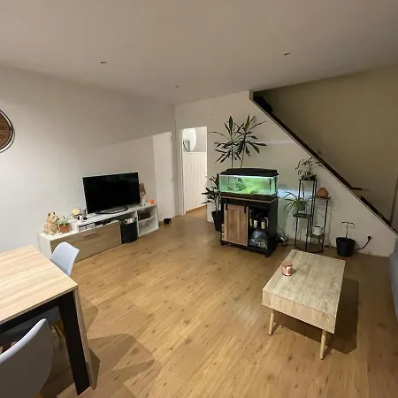 公寓 Maison Familiale Avec Terrasse Et Jardinet Annoeullin